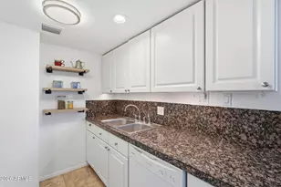 805 N 4th Ave, Phoenix, AZ 85003 - Photo 2