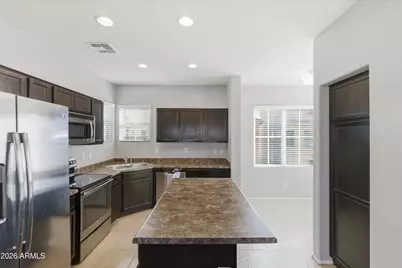 7751 W Pipestone Place, Phoenix, AZ 85035 - Photo 10