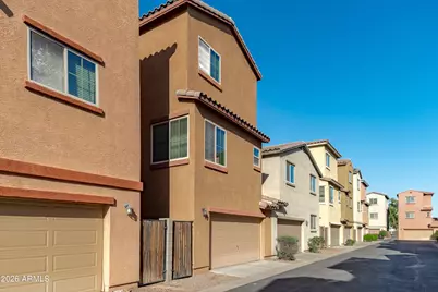 7751 W Pipestone Place, Phoenix, AZ 85035 - Photo 24