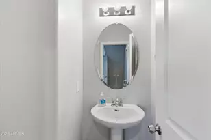 7751 W Pipestone Pl, Phoenix, AZ 85035 - Photo 16