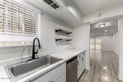 4558 W Maryland Avenue, Glendale, AZ 85301 - Photo 10