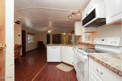 426 Lampliter Village, Clarkdale, AZ 86324 - Photo 14