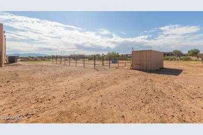 22603 W Laura Street, Wittmann, AZ 85361 - Photo 50