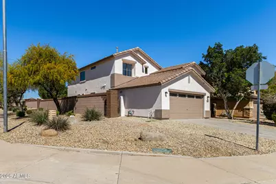 16054 W Hearn Road, Surprise, AZ 85379 - Photo 34