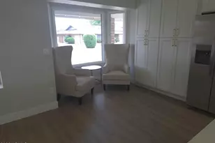 116 E Helena Dr, Phoenix, AZ 85022 - Photo 6