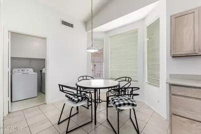 1601 E Hazeltine Way, Chandler, AZ 85249 - Photo 8