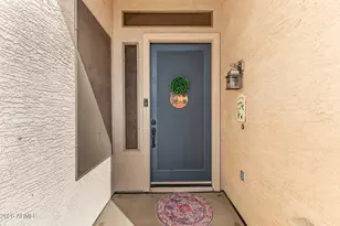 1865 S Morrison Ln, Gilbert, AZ 85295 - Photo 4