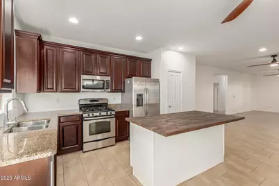 813 W Love Road, San Tan Valley, AZ 85143 - Photo 4