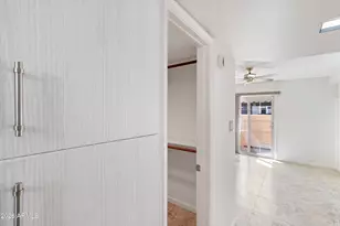 10410 N Cave Creek Rd, Phoenix, AZ 85020 - Photo 18