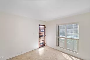 10410 N Cave Creek Rd, Phoenix, AZ 85020 - Photo 20