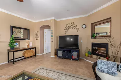 955 E Knox Road #244, Chandler, AZ 85225 - Photo 8