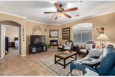 955 E Knox Road #244, Chandler, AZ 85225 - Photo 4