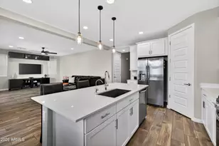 8114 E Petunia Ave, Mesa, AZ 85212 - Photo 12