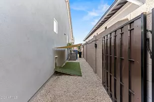 17702 W Guthrie St, Surprise, AZ 85388 - Photo 52