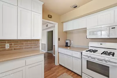 5711 N 12th Avenue, Phoenix, AZ 85013 - Photo 14