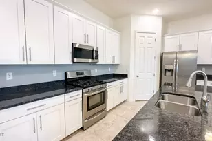 10517 W Bronco Trail, Peoria, AZ 85383 - Photo 14