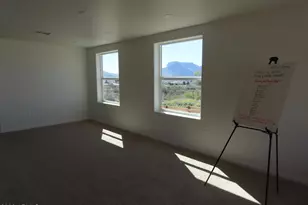 835 W Spray St, Superior, AZ 85173 - Photo 8