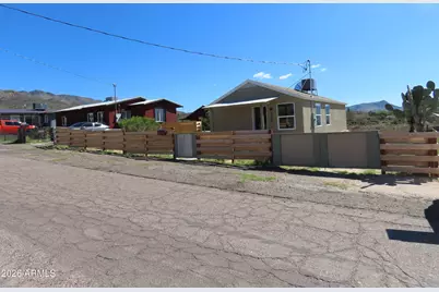 835 W Spray Street, Superior, AZ 85173 - Photo 1