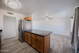 8518 E Rancho Vista Dr, Scottsdale, AZ 85251 - Photo 10