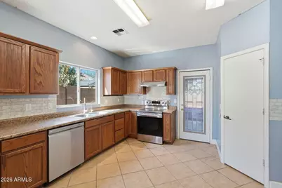 360 W Bealey Avenue, Coolidge, AZ 85128 - Photo 8