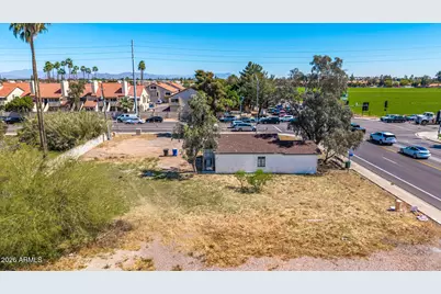 1106 N Center Street #-, Mesa, AZ 85201 - Photo 12