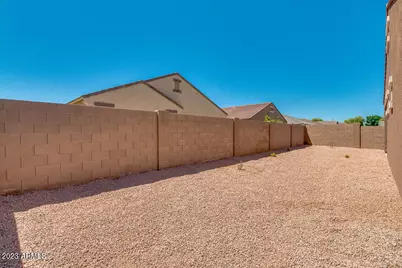 41329 W Curtis Lane, Maricopa, AZ 85138 - Photo 28