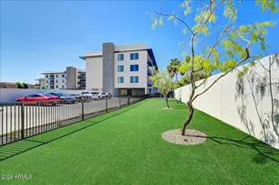 7300 E Earll Dr, Scottsdale, AZ 85251 - Photo 30