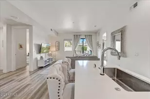 7300 E Earll Dr, Scottsdale, AZ 85251 - Photo 4