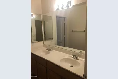 844 N Granite Street, Gilbert, AZ 85234 - Photo 6