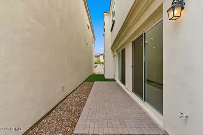 265 E Balsam Drive, Chandler, AZ 85286 - Photo 32