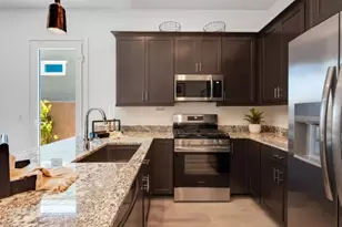 8002 W Rowel Rd, Peoria, AZ 85383 - Photo 14