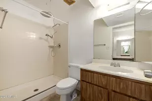 3109 W Harmont Dr, Phoenix, AZ 85051 - Photo 16