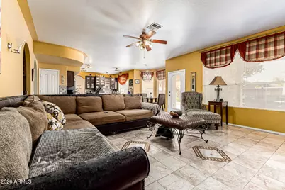 2042 E Dias Drive, Gilbert, AZ 85234 - Photo 10