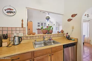 1927 E Velvet Dr, Tempe, AZ 85284 - Photo 12