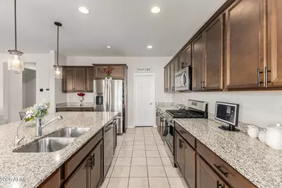 5628 N 109th Avenue, Phoenix, AZ 85037 - Photo 12