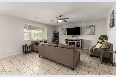 5628 N 109th Avenue, Phoenix, AZ 85037 - Photo 4