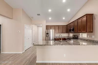 12436 W Myrtle Court, Glendale, AZ 85307 - Photo 6