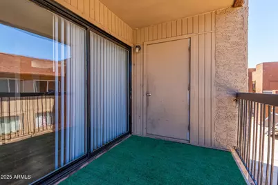 3810 N Maryvale Parkway #2020, Phoenix, AZ 85031 - Photo 20