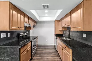 3810 N Maryvale Pkwy, Phoenix, AZ 85031 - Photo 6