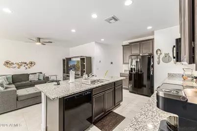 735 W Racine Drive, Casa Grande, AZ 85122 - Photo 10