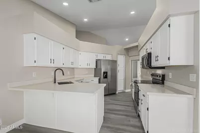 8939 W Wescott Drive, Peoria, AZ 85382 - Photo 14