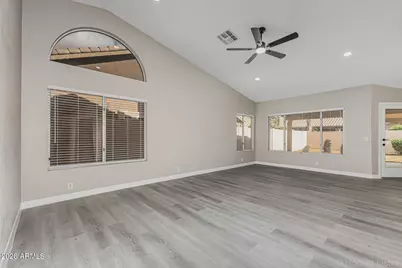 8939 W Wescott Drive, Peoria, AZ 85382 - Photo 10