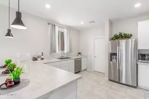 40549 W Helen Ct, Maricopa, AZ 85138 - Photo 8