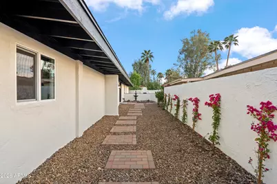 611 W Gibraltar Lane, Phoenix, AZ 85023 - Photo 6