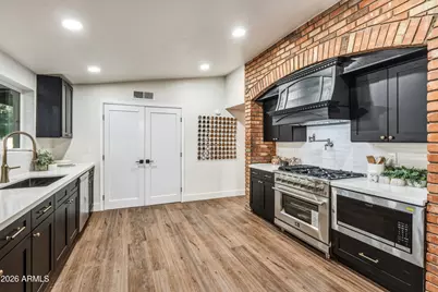 611 W Gibraltar Lane, Phoenix, AZ 85023 - Photo 16