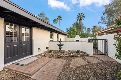 611 W Gibraltar Lane, Phoenix, AZ 85023 - Photo 2