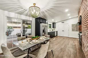 611 W Gibraltar Ln, Phoenix, AZ 85023 - Photo 14