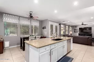 8374 W Rosewood Ln, Peoria, AZ 85383 - Photo 16