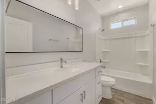 210 W Sunland Ave, Phoenix, AZ 85041 - Photo 20