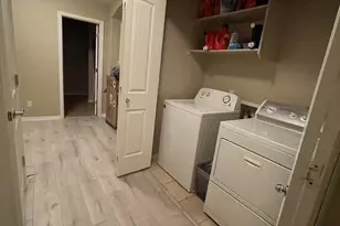 1427 S Newberry Ln, Tempe, AZ 85281 - Photo 4